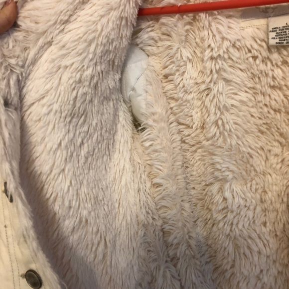 Faux fur Lined Denim Jacket - Picture 2 of 2